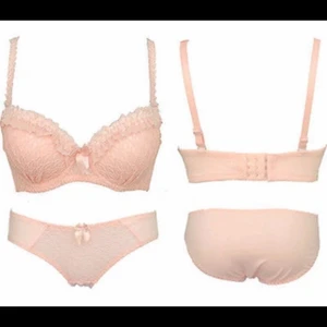  - 2 delar Helt nytt Frakt:25kr