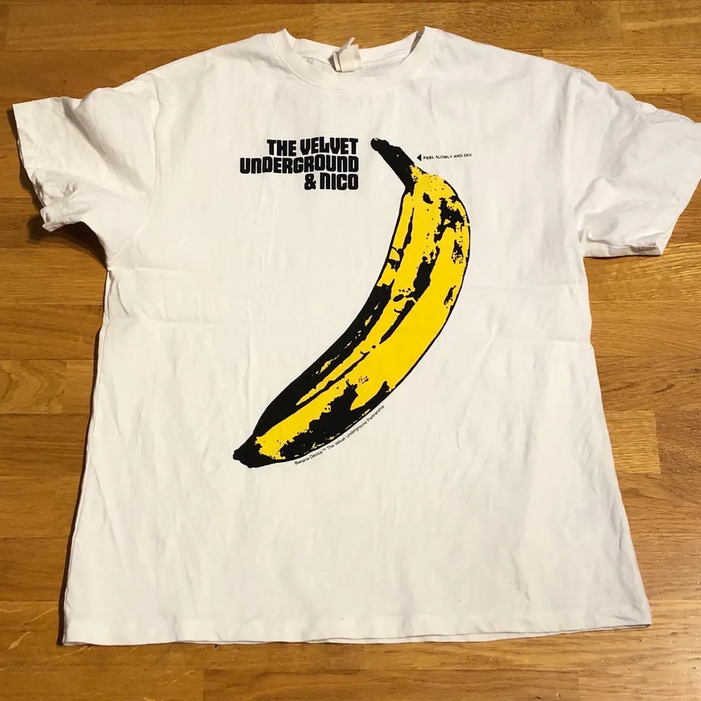 H&M brand new T-shirt, velvet underground, medium. T-shirts.