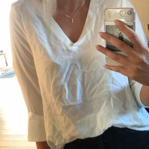 Blus - Fin blus som jag aldrig använt då det inte är min stil alls, helt ny