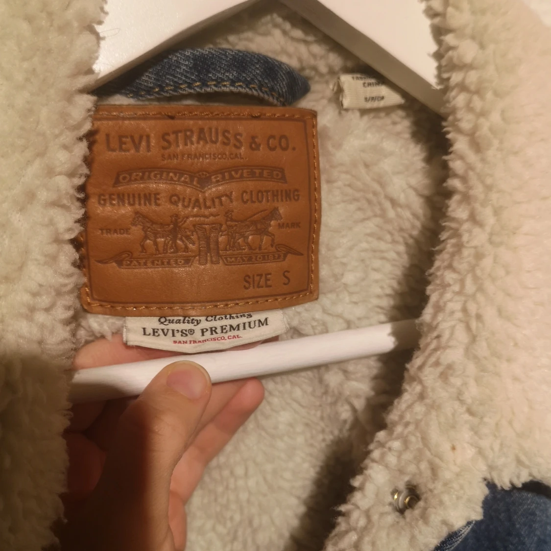 Levis Jensjacka med  teddy  - 90