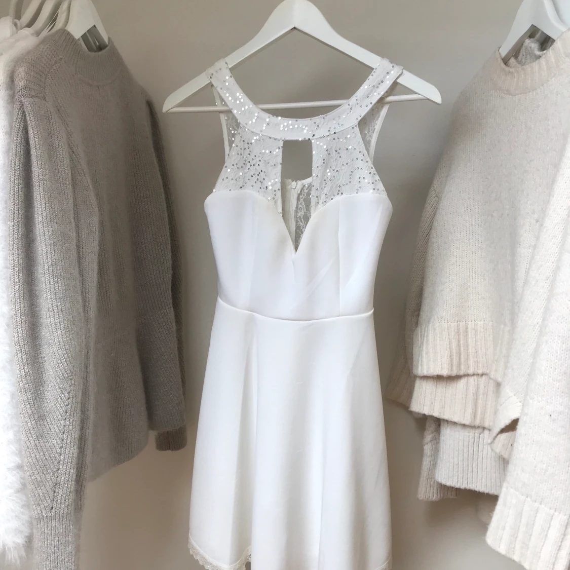 Vit klänning - 91