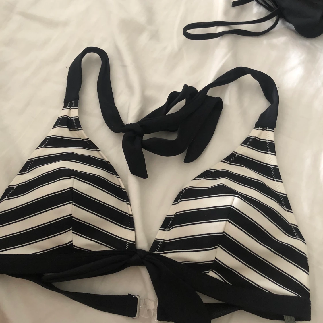 En fin randig bikini - 90