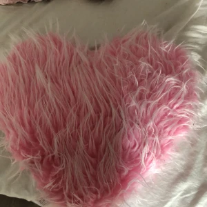 Hjärtkudde - Gosig hjärt kudde 😍