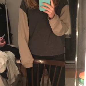 Sweatshirt  - 💕💕