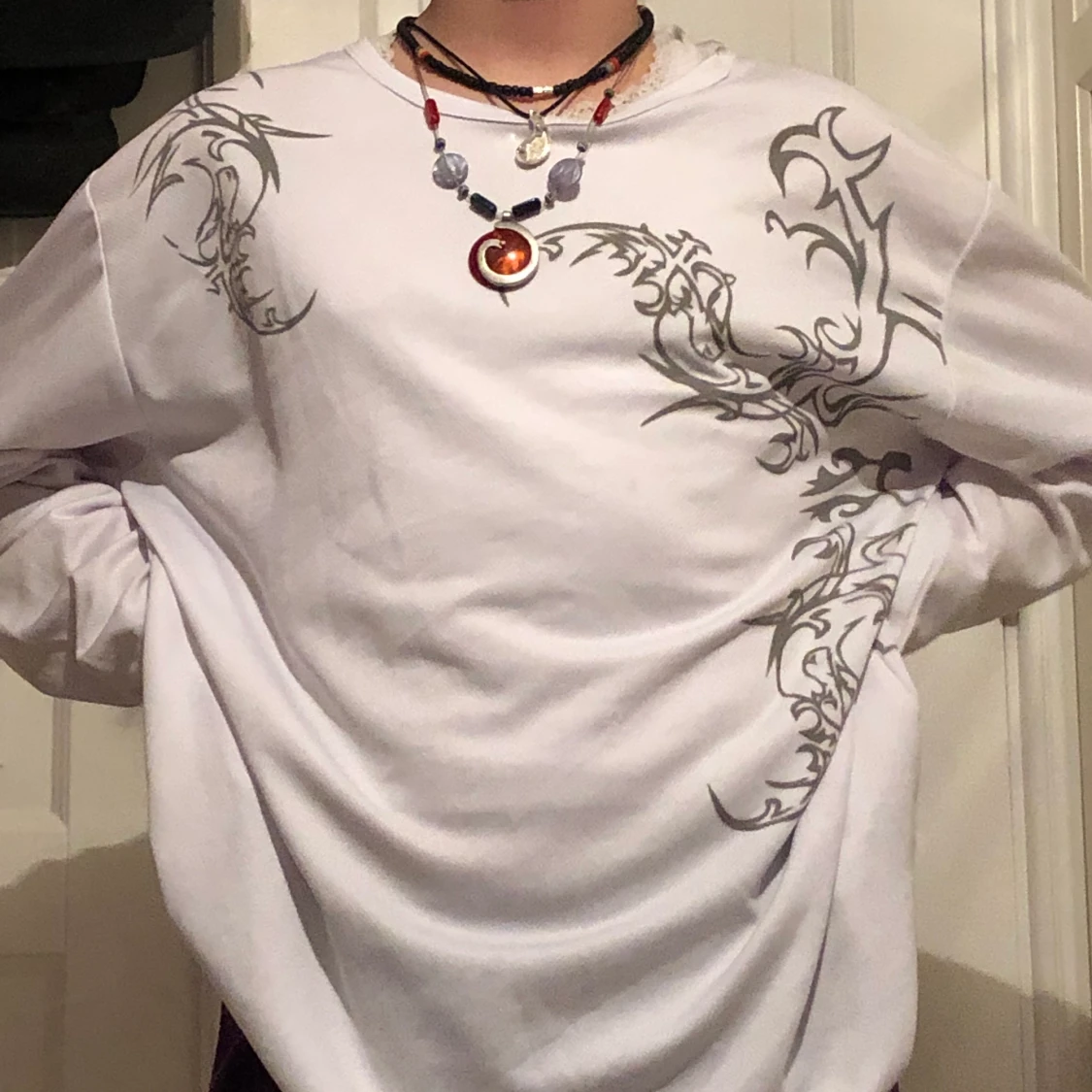 Vintage tröja med gråa flammor