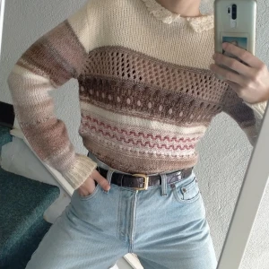 Vintage Italian Knitted Sweater  - Size 38/ S. Thrifted in Canada. Wool and warm. 