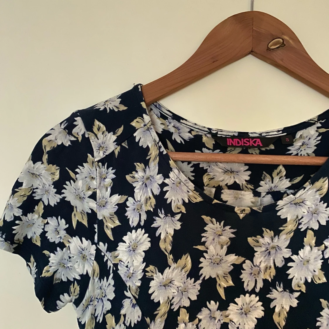 Sommarklänning med blommor