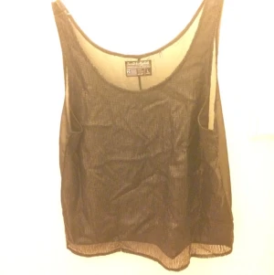  - Glittrigt linne från Carlings