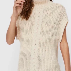 Stickat  - Fin stickad väst fr Vero Moda