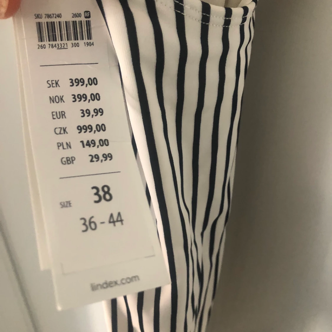 Aldrig använd halterneck baddräkt - 91