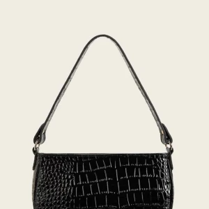 svart baguette -bag - INSTRESSEKOLL!! på min fina väska vill bara kolla om nån vill ha och säljer den bara om jag får ett bra bud (skriv privat om ni vill se mer bilder)