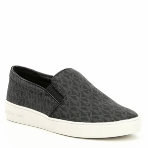 MICHAEL KORS keaton slip on sneakers  - MICHAEL KORS keaton slip on sneakers   Helt nya oanvända Michael kors skor köpta ifrån USA säljs pågrund av fel storlek.  Storlek 35-36  (Sån modell tillverkas inte längre)