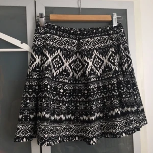  - knappt använd skater skirt🌸