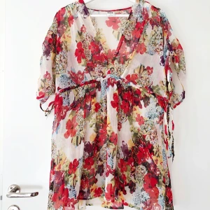 Kaftan - Superfin kaftan/strandklänning i storlek XS! Frakt på 22kr tillkommer 📦