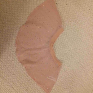  - Rosa glittrig balett kjol. Frakt ingår