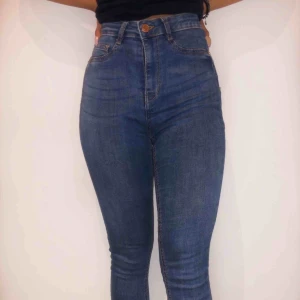  - Jeans i fint skick!