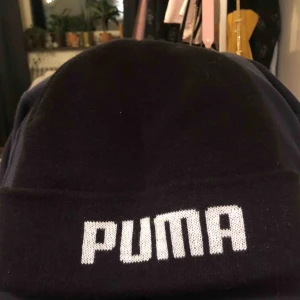  - Puma mössa! Finns även en militärgrön för samma pris :) 
