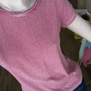  - t-shirt från brandy melville som inte går att köpa längre, jättefin och jätteskönt material.