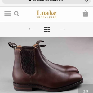  - Bruna kängor från Loake i storlek 37, nypris 3399kr, använda fåtal gånger då de är för små för mig. Är mellan 37/38 och dessa är mer en 37:a. Äkta läder så håller länge!