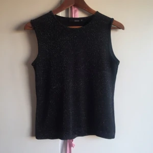  - ✨💫 Glittrigt linne 💫✨ 30kr + frakt. 