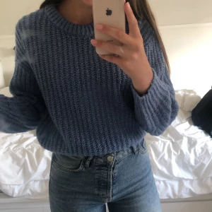 Stickad tröja🦋 - Knappt använd stickad tröja från Lindex stl Xs🦋 (frakt ingår inom Sverige)