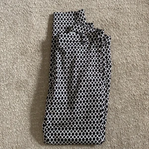 Kostymbyxor från hm, NYA! - Nya kostymbyxor, stl 36