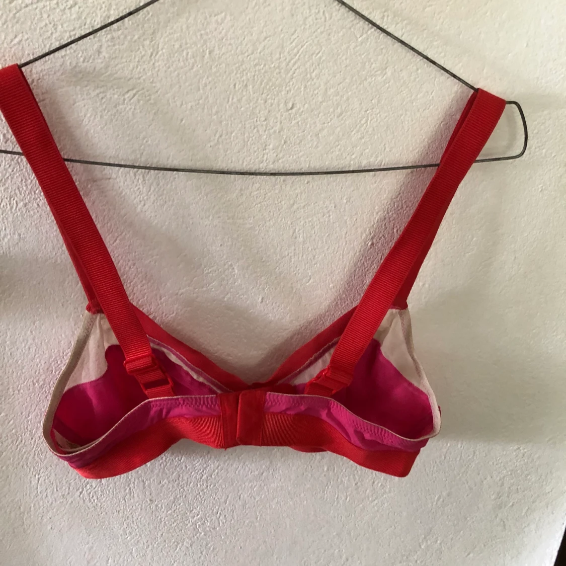 Bikiniöverdel strl 38  - 90