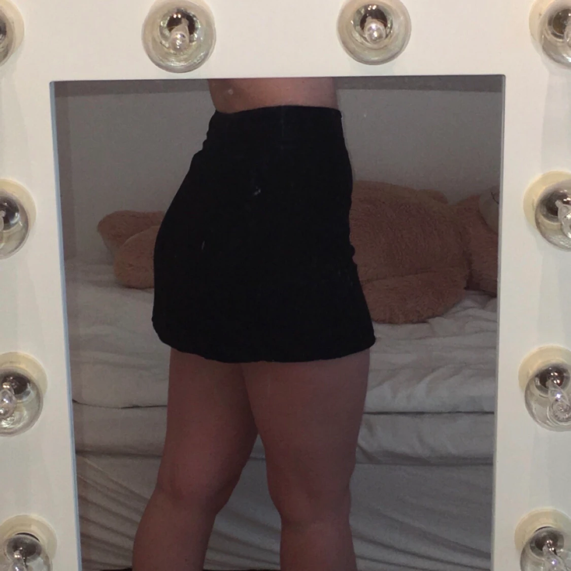 Svart kjol med dragkedja / strl 36 - 90