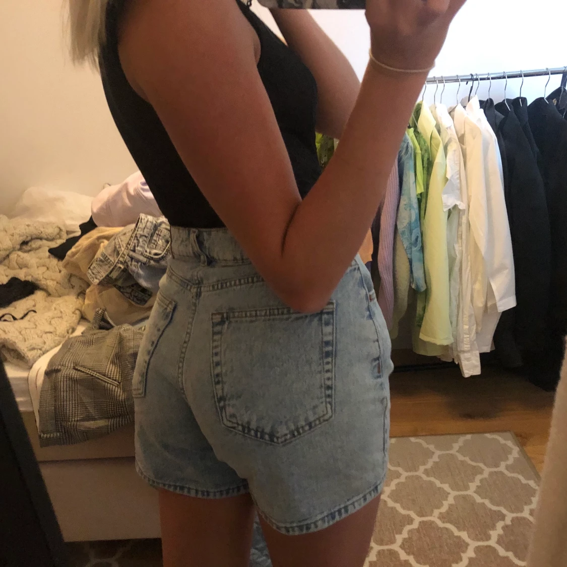 Jeansshorts från pull and bear strl 36 - 90