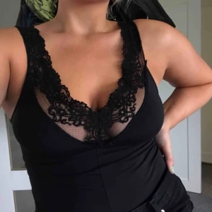  - Fint body ifrån zara