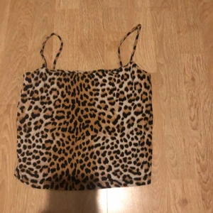 Lejopard Gina linne  - Säljer för 30