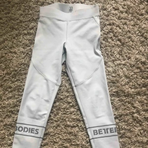  - Vanliga i midjan, nästan helt nya