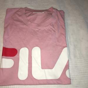 Fila t-shirt stl s använd en gång 