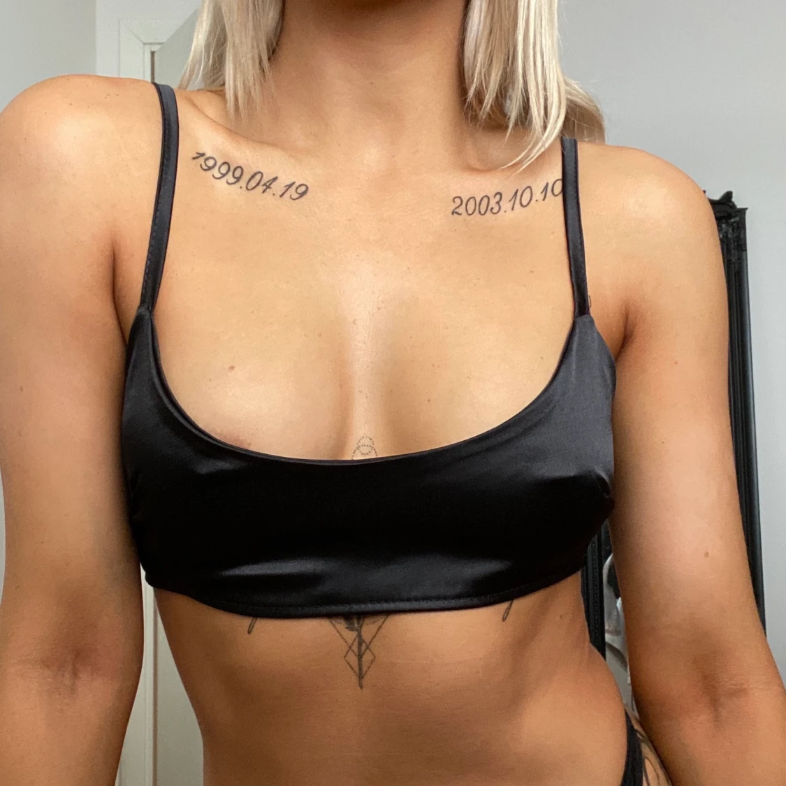 Satintopp Prettylittlething strl 10