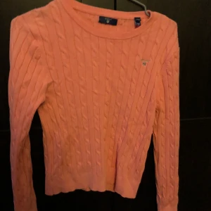 Kavelstickad gant tröja  - Äkta gant tröja i nyskick 