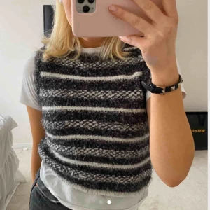  - Säljer min as fina väst från zara! BUDAA❤️❤️