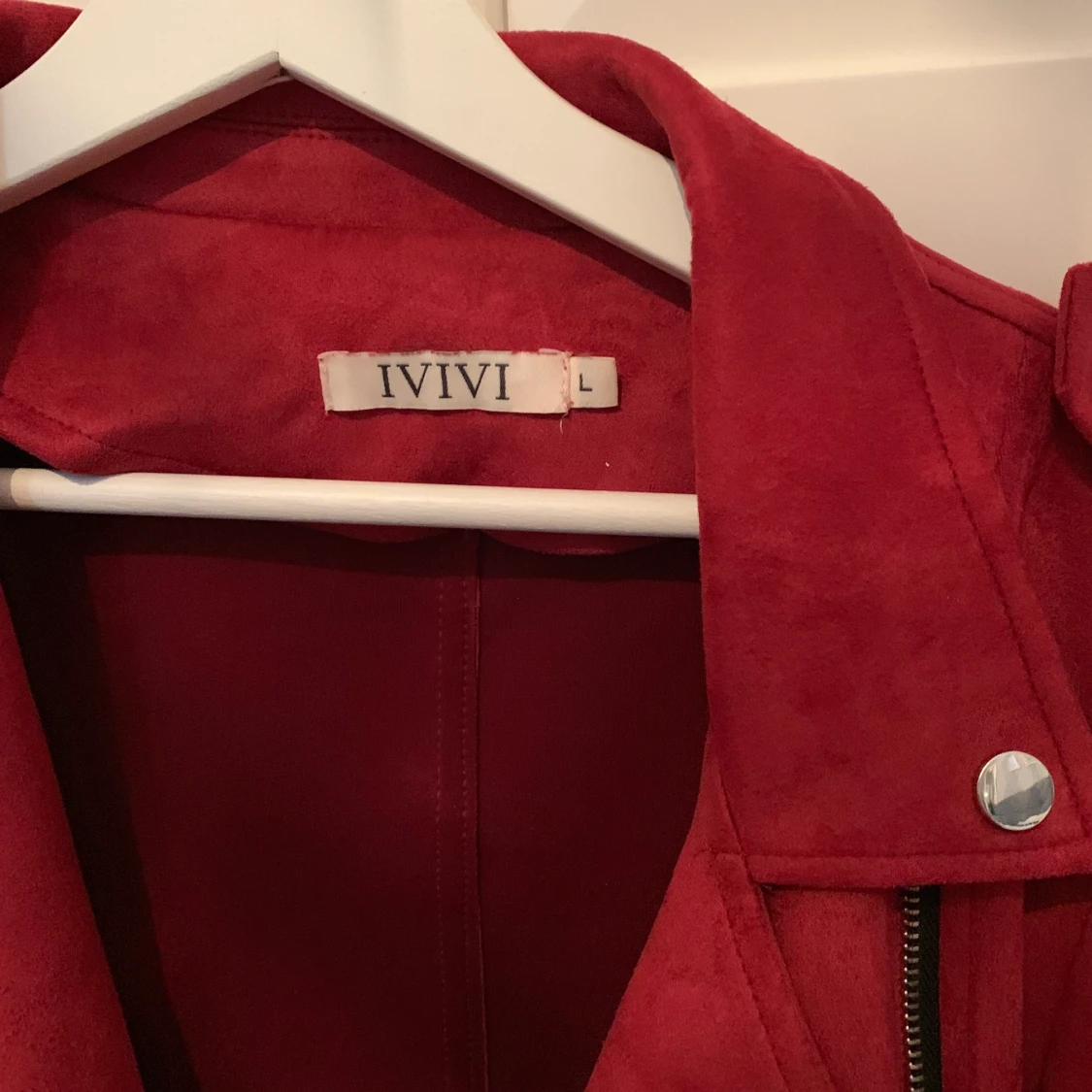 Vinröd mocka jacka  - 91