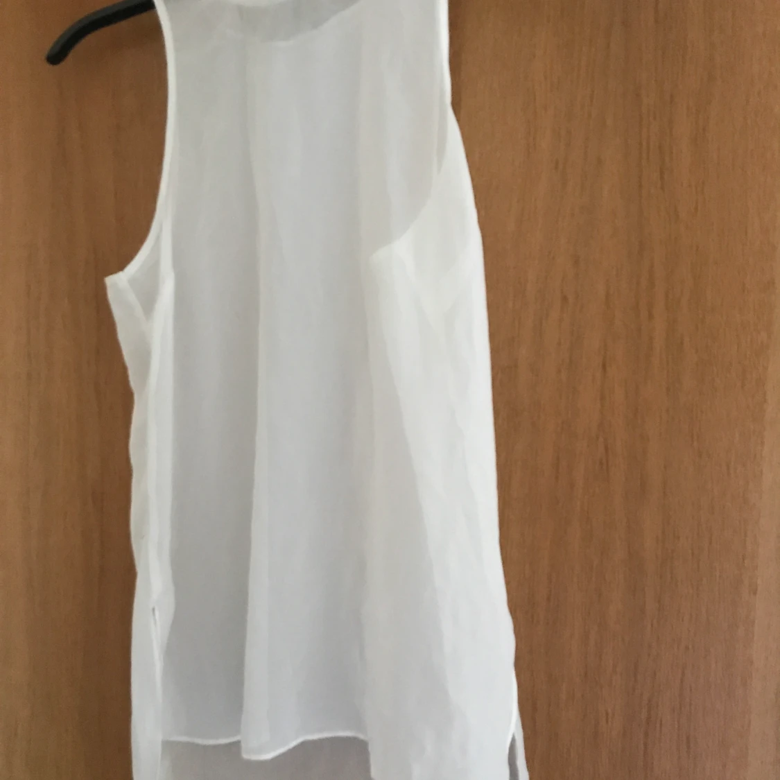 Genomskinligt linne - bik bok