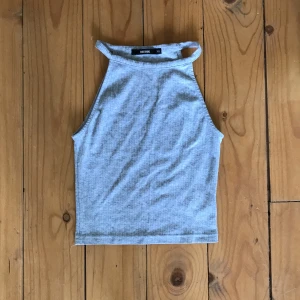 Kort grått ribbat Linné  - Kort grått ribbat Linné 