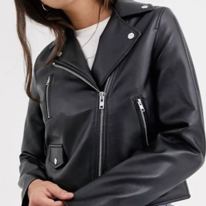 Skinnjacka, oanvänd - Oanvänd skinnjacka säljes då den inte kommer till användning, pris är diskuterbart vid snabb affär