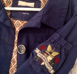  - Snygg kappa/kavaj från Odd Molly i storlek 1 (Small) använd ett fåtal gånger
Nypris 2100kr