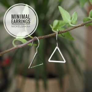  - nya örhängen  *nickelsäkra*