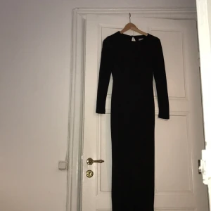  - H&M Trend långklänning