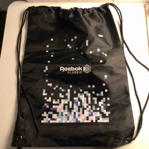  - Reebok stringbag