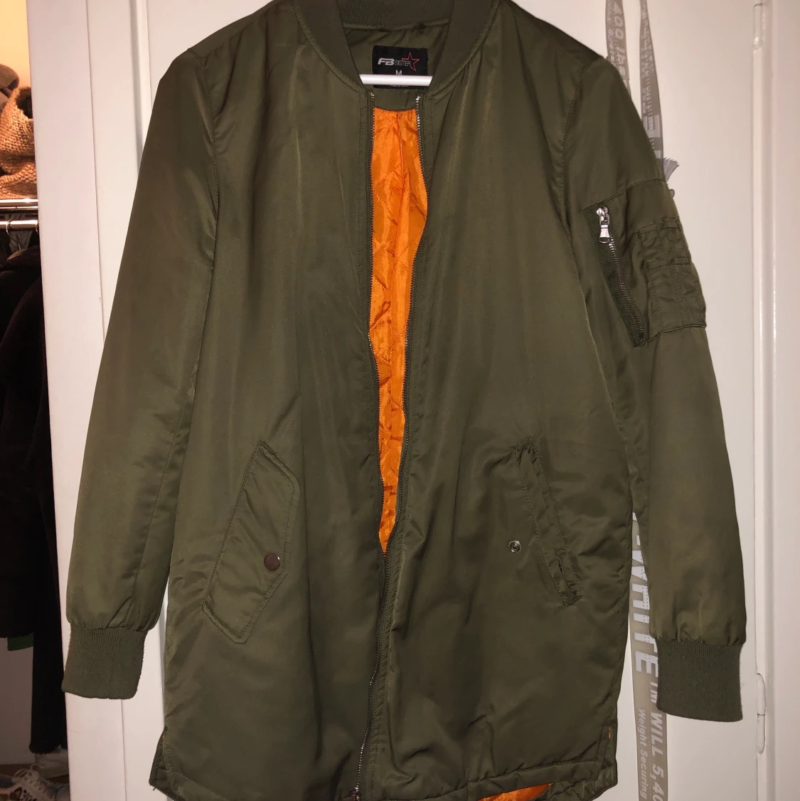 Grön bomberjacka - 91