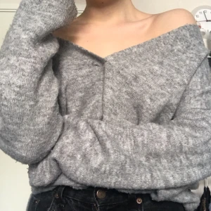  - Tröja i fint skick. Frakt ingår 