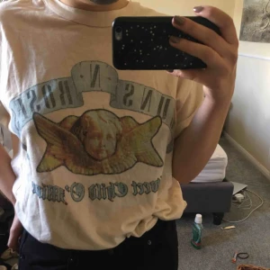  - Guns n Roses tshirt