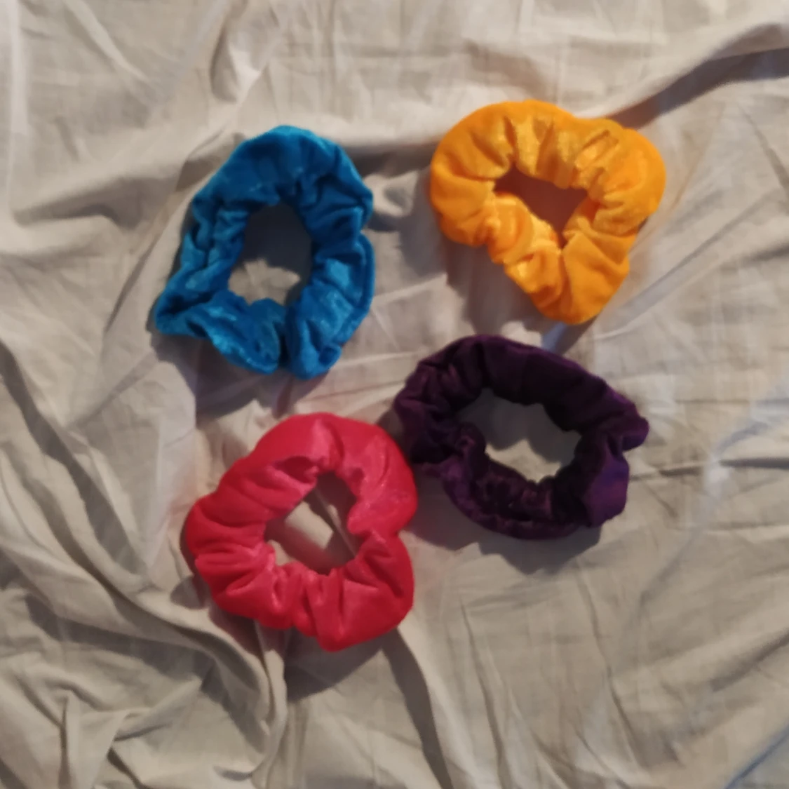 SCRUNCHIES - 90