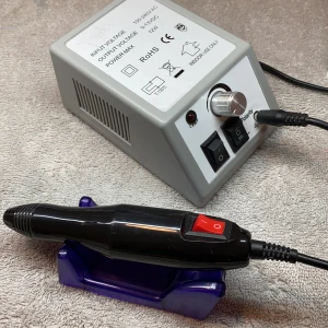 Nagel elfil  - Elfil till naglar 100kr, med bits 150kr. Funkar felfritt. 