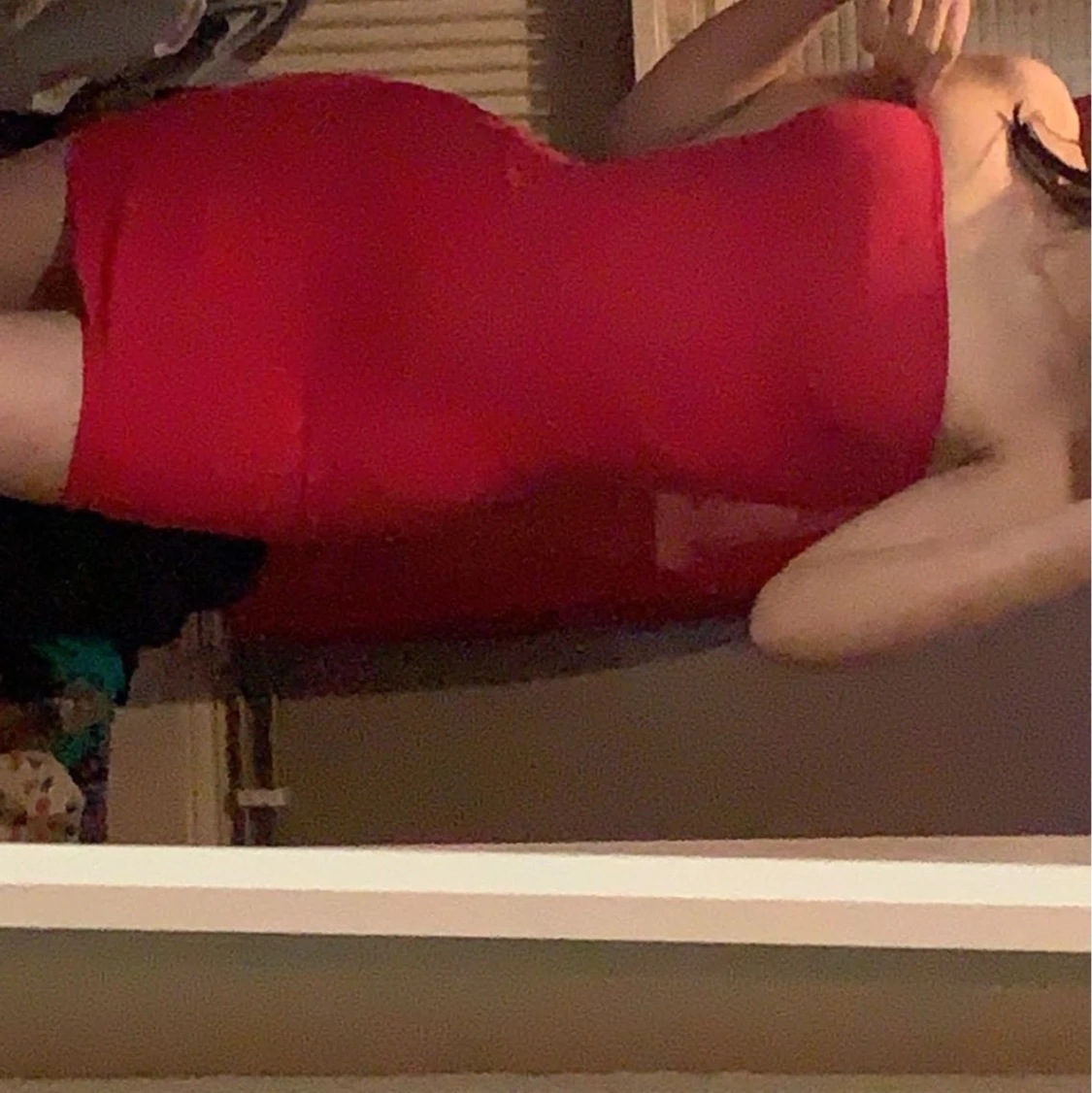 Röd tight klänning